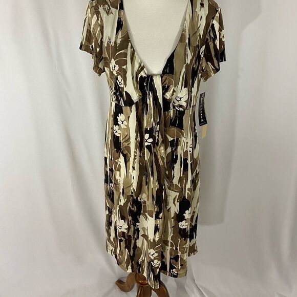 NWT Connected Apparel Dress - Picture 1 of 7